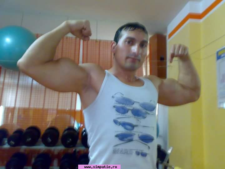 baieti caras severin