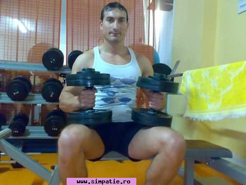 baieti caras severin