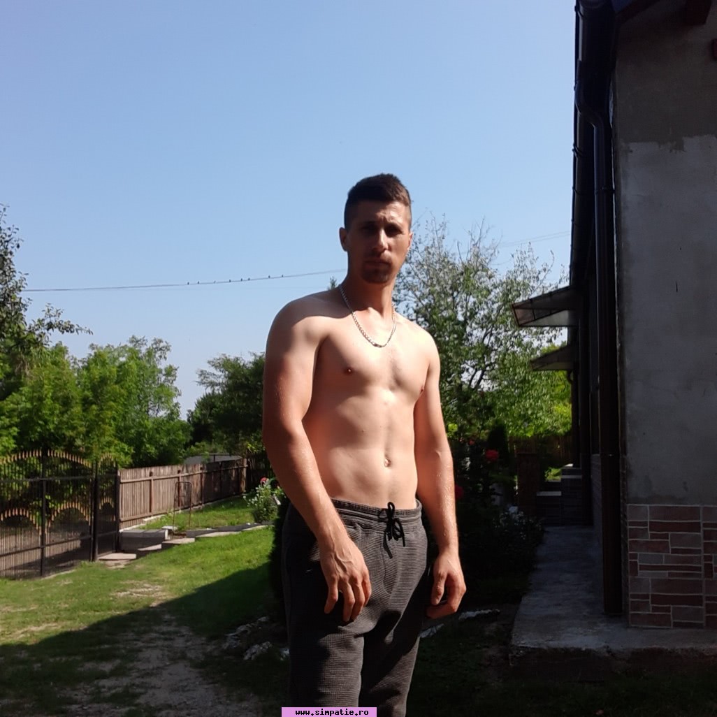 barbati targu frumos