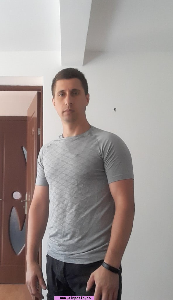 barbati targu frumos