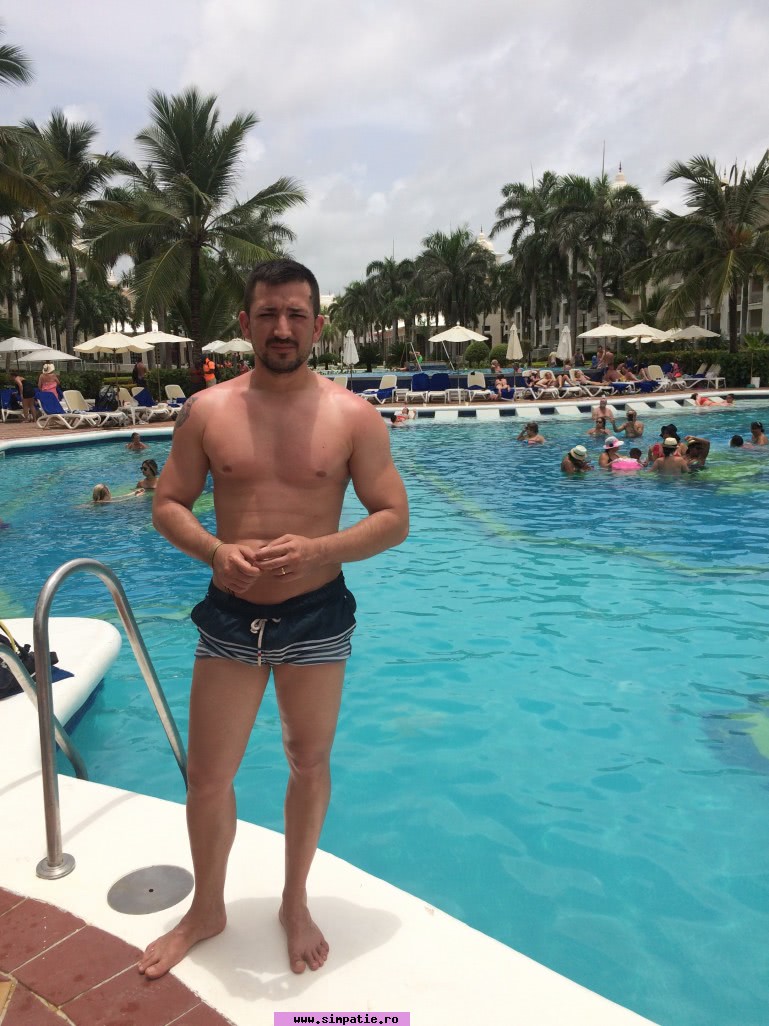 matrimoniale barbati sector 4