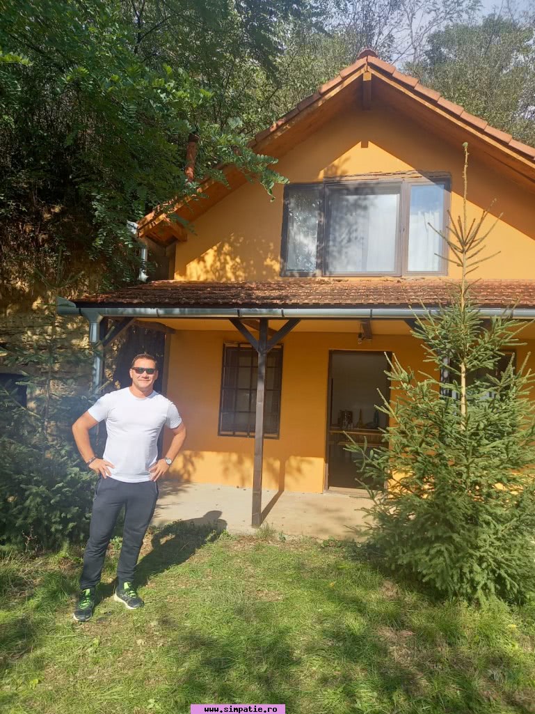 barbati singuri arad