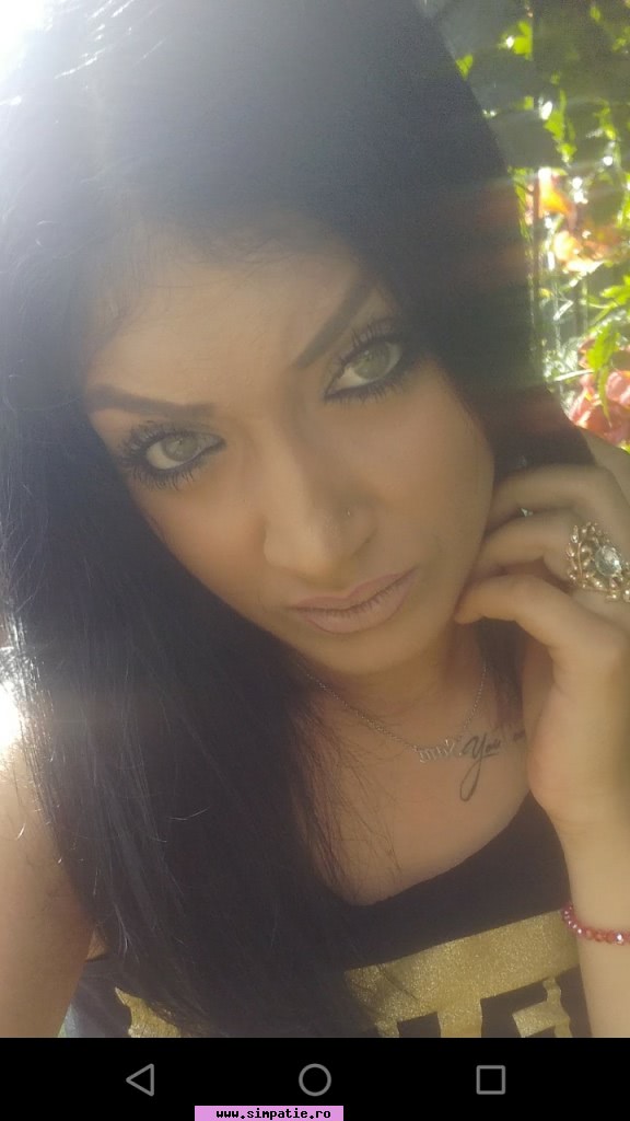 femei singure pucioasa