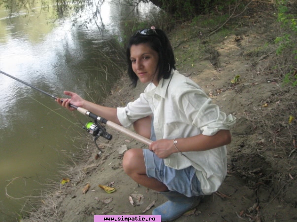 femei singure din galati