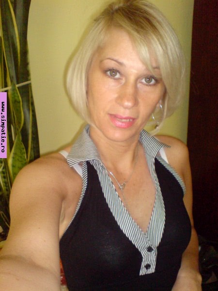 escorte ieftine victoria