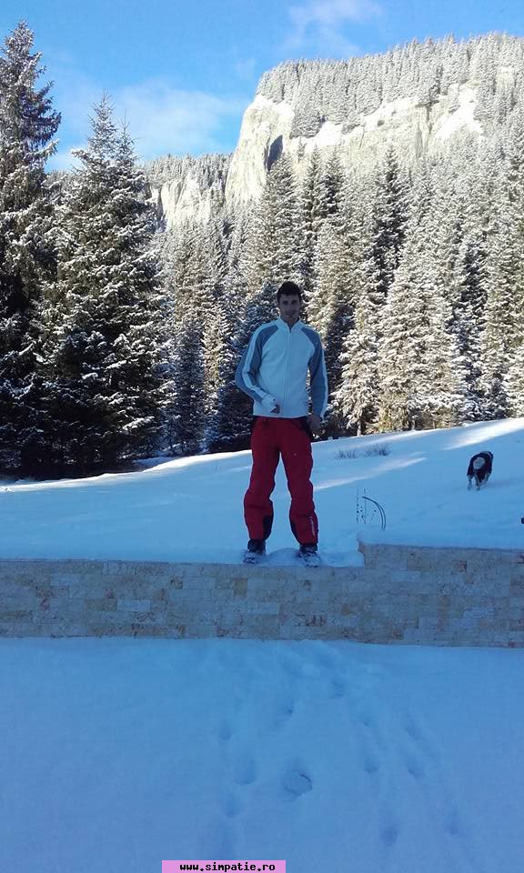 barbati singuri moreni