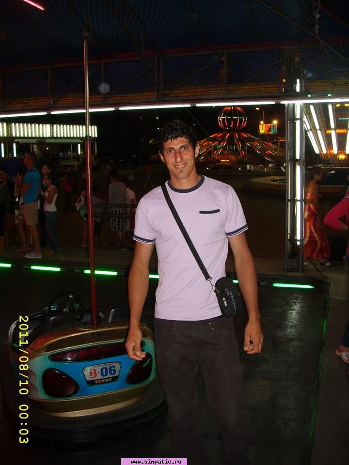 barbati care ofera sprijin financiar