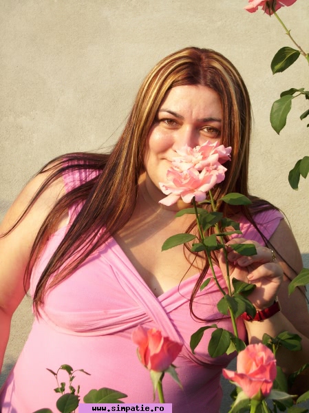 matrimoniale femei singure cu poza