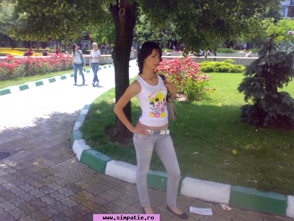 dame de companie curtea de arges