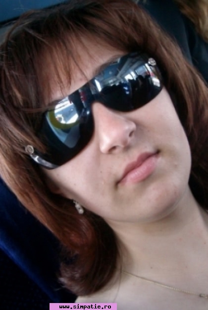 fete singure targoviste