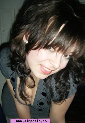 fete singure care cauta jumatatea