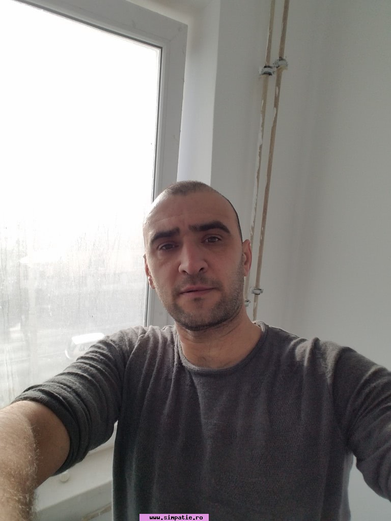 matrimoniale barbati sector 4