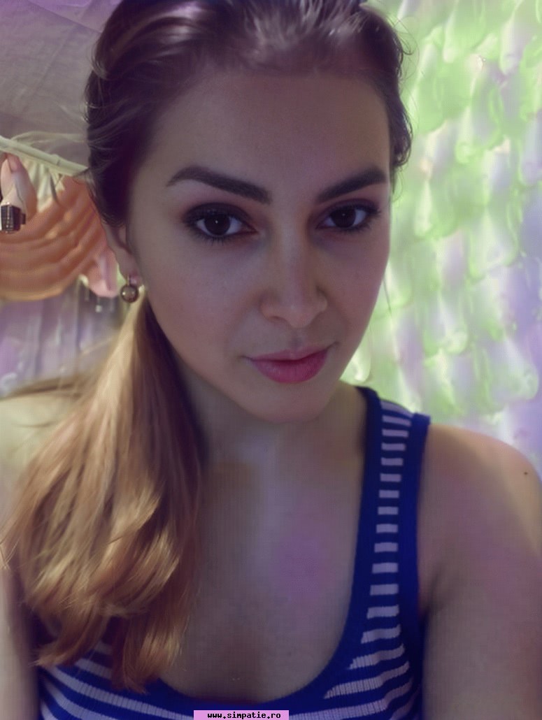 fete singure botosani