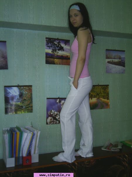 femei singure din galati