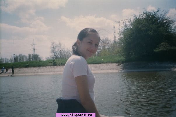 femei singure din galati