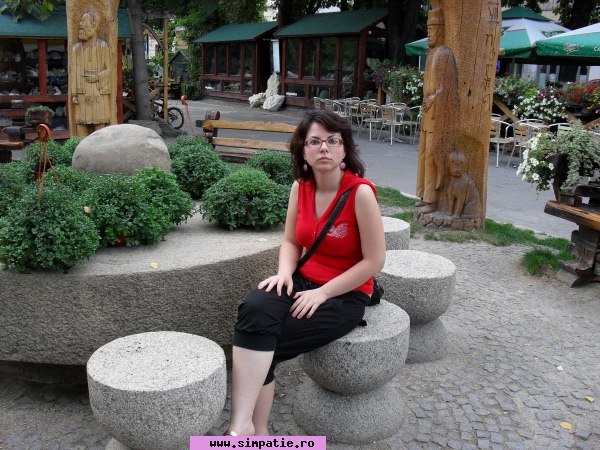 romanian girl for friendship