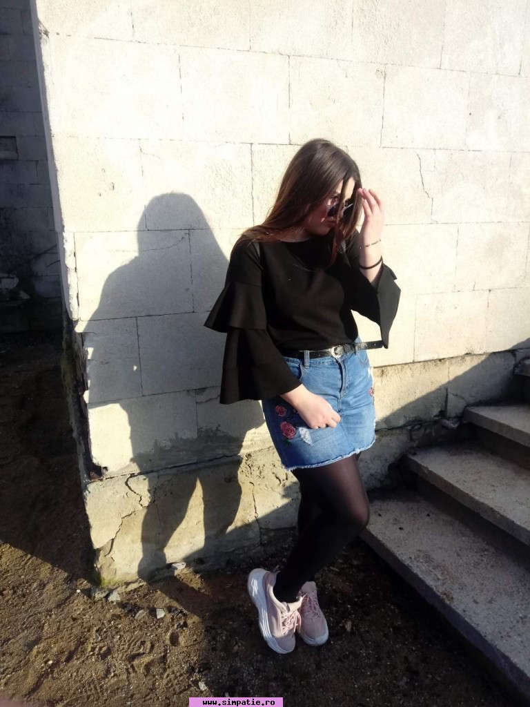 femei singure fara copii